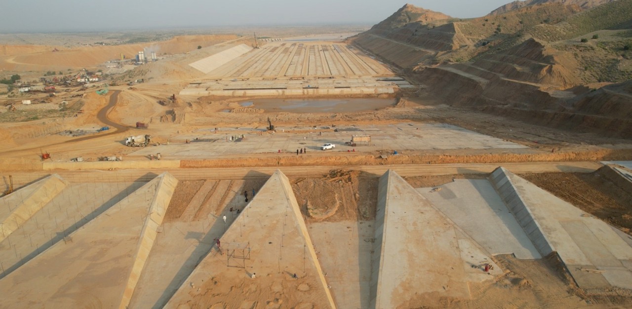 Construction Supervision at Land and Sea